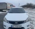 Белый Киа Сид, объемом двигателя 1.58 л и пробегом 246 тыс. км за 8000 $, фото 1 на Automoto.ua