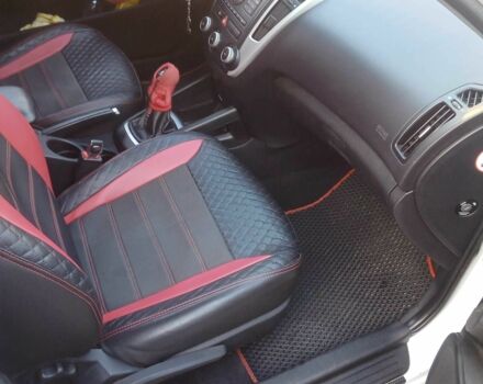 Белый Киа Сид, объемом двигателя 1.6 л и пробегом 104 тыс. км за 8200 $, фото 9 на Automoto.ua