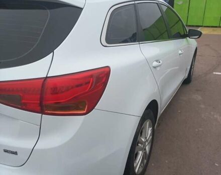 Білий Кіа Сід, об'ємом двигуна 1.6 л та пробігом 238 тис. км за 8999 $, фото 3 на Automoto.ua