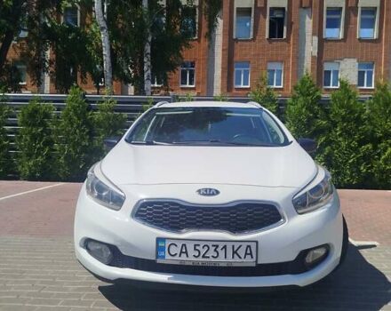 Белый Киа Сид, объемом двигателя 1.58 л и пробегом 235 тыс. км за 8300 $, фото 5 на Automoto.ua
