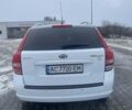 Белый Киа Сид, объемом двигателя 1.58 л и пробегом 246 тыс. км за 8000 $, фото 5 на Automoto.ua