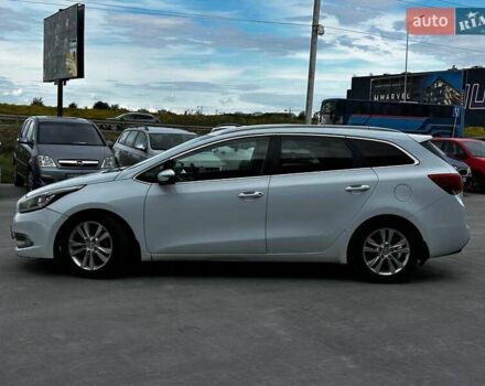 Білий Кіа Сід, об'ємом двигуна 1.6 л та пробігом 250 тис. км за 5590 $, фото 1 на Automoto.ua
