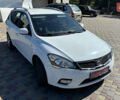 Белый Киа Сид, объемом двигателя 1.6 л и пробегом 215 тыс. км за 7990 $, фото 14 на Automoto.ua