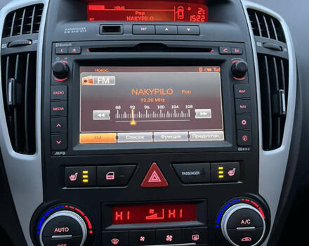 Білий Кіа Сід, об'ємом двигуна 1.4 л та пробігом 143 тис. км за 6700 $, фото 8 на Automoto.ua