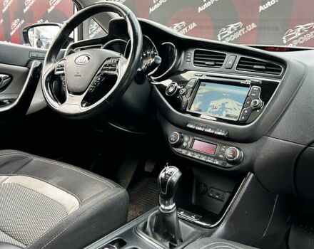 Білий Кіа Сід, об'ємом двигуна 1.6 л та пробігом 193 тис. км за 6600 $, фото 35 на Automoto.ua