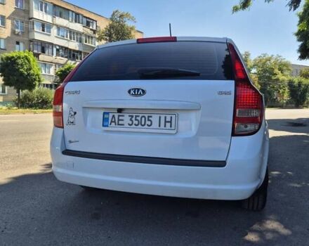 Белый Киа Сид, объемом двигателя 1.6 л и пробегом 174 тыс. км за 8200 $, фото 4 на Automoto.ua