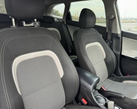 Білий Кіа Сід, об'ємом двигуна 1.6 л та пробігом 226 тис. км за 10500 $, фото 14 на Automoto.ua