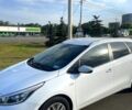 Білий Кіа Сід, об'ємом двигуна 1.6 л та пробігом 262 тис. км за 7500 $, фото 7 на Automoto.ua