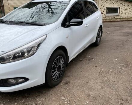 Белый Киа Сид, объемом двигателя 1.6 л и пробегом 238 тыс. км за 9900 $, фото 8 на Automoto.ua