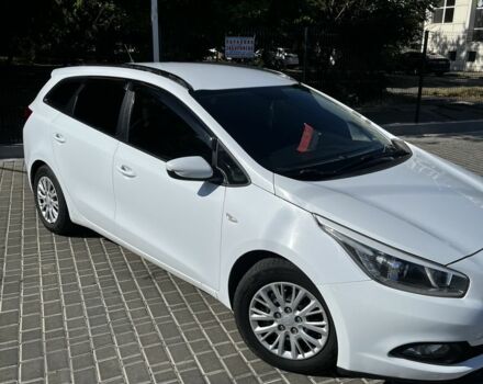 Белый Киа Сид, объемом двигателя 1.6 л и пробегом 160 тыс. км за 9000 $, фото 8 на Automoto.ua