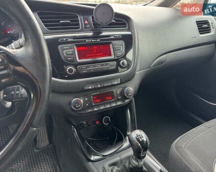 Білий Кіа Сід, об'ємом двигуна 1.6 л та пробігом 226 тис. км за 10500 $, фото 26 на Automoto.ua