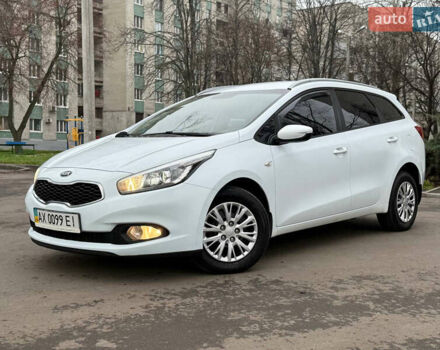 Білий Кіа Сід, об'ємом двигуна 1.6 л та пробігом 124 тис. км за 11500 $, фото 5 на Automoto.ua