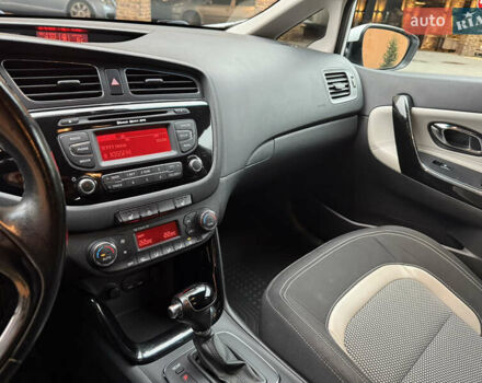 Білий Кіа Сід, об'ємом двигуна 1.6 л та пробігом 140 тис. км за 10400 $, фото 20 на Automoto.ua