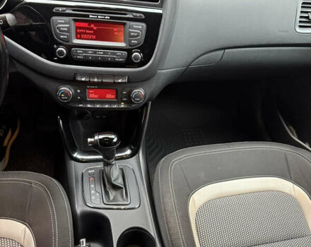 Білий Кіа Сід, об'ємом двигуна 1.6 л та пробігом 140 тис. км за 10400 $, фото 19 на Automoto.ua