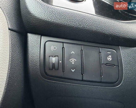 Білий Кіа Сід, об'ємом двигуна 1.6 л та пробігом 226 тис. км за 10500 $, фото 29 на Automoto.ua