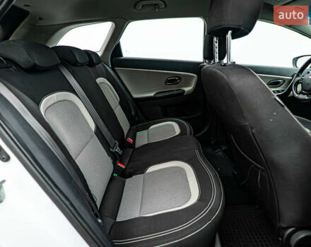 Белый Киа Сид, объемом двигателя 1.59 л и пробегом 204 тыс. км за 9622 $, фото 18 на Automoto.ua