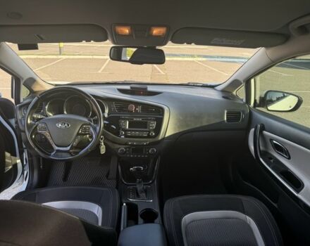 Белый Киа Сид, объемом двигателя 1.6 л и пробегом 191 тыс. км за 9700 $, фото 6 на Automoto.ua