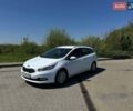 Белый Киа Сид, объемом двигателя 1.58 л и пробегом 161 тыс. км за 8400 $, фото 4 на Automoto.ua