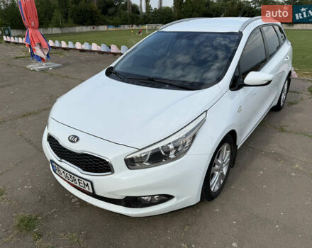 Білий Кіа Сід, об'ємом двигуна 1.58 л та пробігом 160 тис. км за 8500 $, фото 3 на Automoto.ua