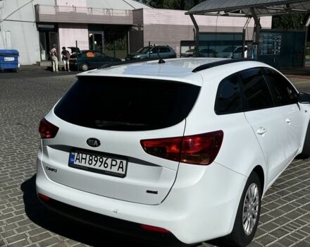 Білий Кіа Сід, об'ємом двигуна 1.6 л та пробігом 160 тис. км за 9000 $, фото 9 на Automoto.ua