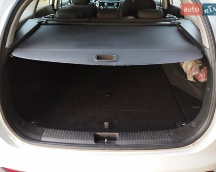 Білий Кіа Сід, об'ємом двигуна 1.58 л та пробігом 120 тис. км за 10600 $, фото 14 на Automoto.ua