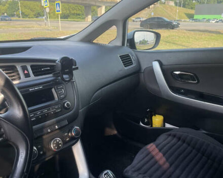 Білий Кіа Сід, об'ємом двигуна 1.6 л та пробігом 261 тис. км за 7500 $, фото 10 на Automoto.ua