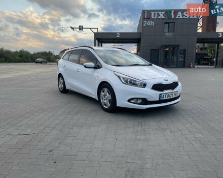 Белый Киа Сид, объемом двигателя 1.6 л и пробегом 173 тыс. км за 8888 $, фото 8 на Automoto.ua