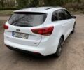 Белый Киа Сид, объемом двигателя 1.6 л и пробегом 238 тыс. км за 9900 $, фото 4 на Automoto.ua