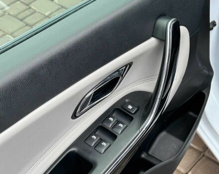 Білий Кіа Сід, об'ємом двигуна 1.6 л та пробігом 263 тис. км за 10500 $, фото 10 на Automoto.ua