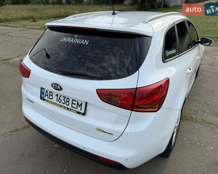 Білий Кіа Сід, об'ємом двигуна 1.58 л та пробігом 160 тис. км за 8500 $, фото 17 на Automoto.ua