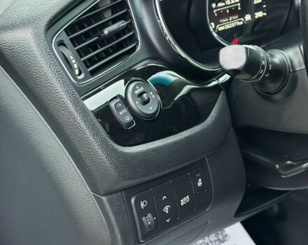 Білий Кіа Сід, об'ємом двигуна 1.6 л та пробігом 263 тис. км за 10500 $, фото 14 на Automoto.ua