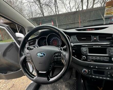 Білий Кіа Сід, об'ємом двигуна 1.6 л та пробігом 140 тис. км за 10500 $, фото 18 на Automoto.ua