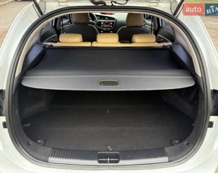 Білий Кіа Сід, об'ємом двигуна 1.6 л та пробігом 124 тис. км за 11500 $, фото 23 на Automoto.ua