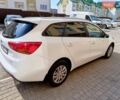 Белый Киа Сид, объемом двигателя 1.58 л и пробегом 335 тыс. км за 9000 $, фото 5 на Automoto.ua