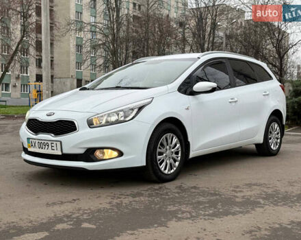 Білий Кіа Сід, об'ємом двигуна 1.6 л та пробігом 124 тис. км за 11500 $, фото 3 на Automoto.ua