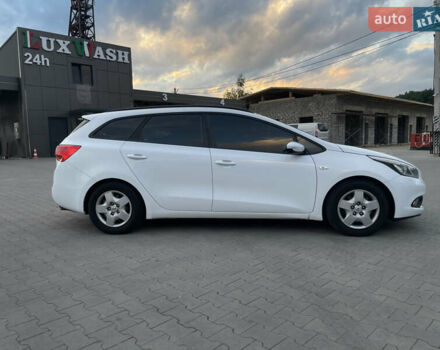 Белый Киа Сид, объемом двигателя 1.6 л и пробегом 173 тыс. км за 8888 $, фото 6 на Automoto.ua