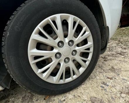 Білий Кіа Сід, об'ємом двигуна 1.6 л та пробігом 140 тис. км за 10500 $, фото 38 на Automoto.ua