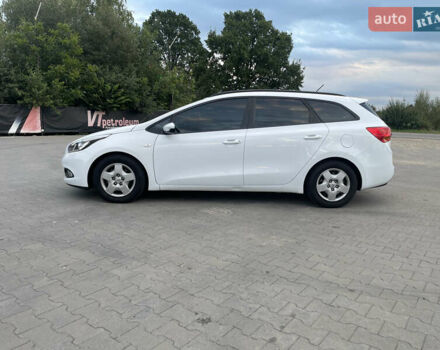 Белый Киа Сид, объемом двигателя 1.6 л и пробегом 173 тыс. км за 8888 $, фото 15 на Automoto.ua