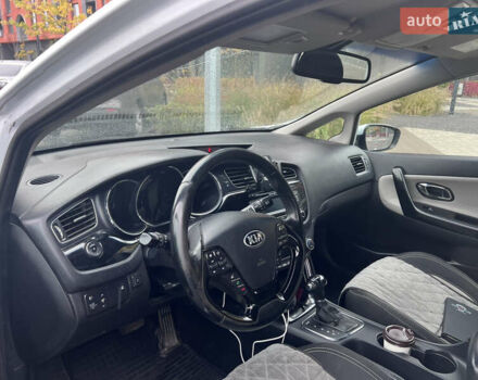 Белый Киа Сид, объемом двигателя 1.6 л и пробегом 204 тыс. км за 9700 $, фото 4 на Automoto.ua