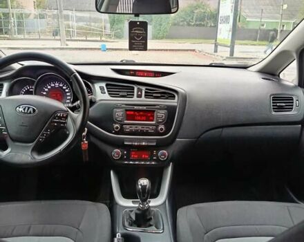 Белый Киа Сид, объемом двигателя 1.6 л и пробегом 265 тыс. км за 8200 $, фото 11 на Automoto.ua