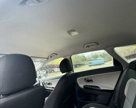 Білий Кіа Сід, об'ємом двигуна 1.6 л та пробігом 140 тис. км за 10500 $, фото 8 на Automoto.ua