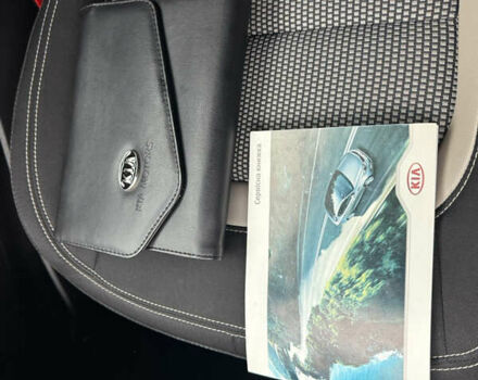 Білий Кіа Сід, об'ємом двигуна 1.6 л та пробігом 140 тис. км за 10400 $, фото 23 на Automoto.ua