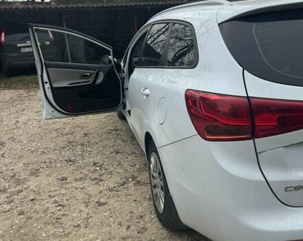 Білий Кіа Сід, об'ємом двигуна 1.6 л та пробігом 140 тис. км за 10500 $, фото 4 на Automoto.ua