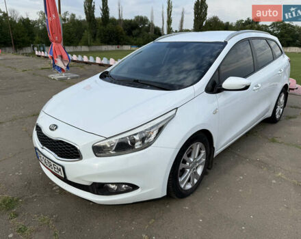 Білий Кіа Сід, об'ємом двигуна 1.58 л та пробігом 160 тис. км за 8500 $, фото 2 на Automoto.ua