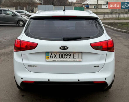 Білий Кіа Сід, об'ємом двигуна 1.6 л та пробігом 124 тис. км за 11500 $, фото 8 на Automoto.ua