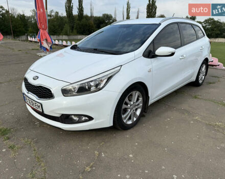 Білий Кіа Сід, об'ємом двигуна 1.58 л та пробігом 160 тис. км за 8500 $, фото 1 на Automoto.ua