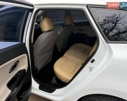 Білий Кіа Сід, об'ємом двигуна 1.6 л та пробігом 124 тис. км за 11500 $, фото 19 на Automoto.ua