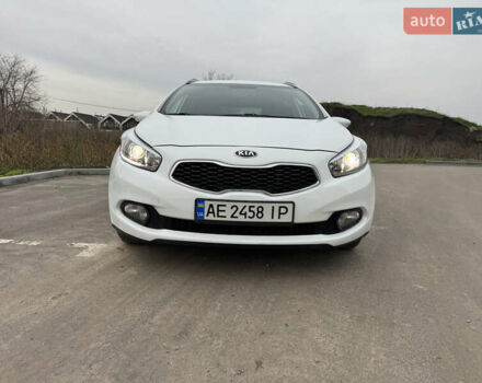 Білий Кіа Сід, об'ємом двигуна 1.6 л та пробігом 226 тис. км за 10500 $, фото 8 на Automoto.ua