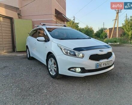 Белый Киа Сид, объемом двигателя 1.58 л и пробегом 240 тыс. км за 8700 $, фото 8 на Automoto.ua