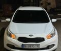 Білий Кіа Сід, об'ємом двигуна 1.6 л та пробігом 273 тис. км за 7200 $, фото 1 на Automoto.ua